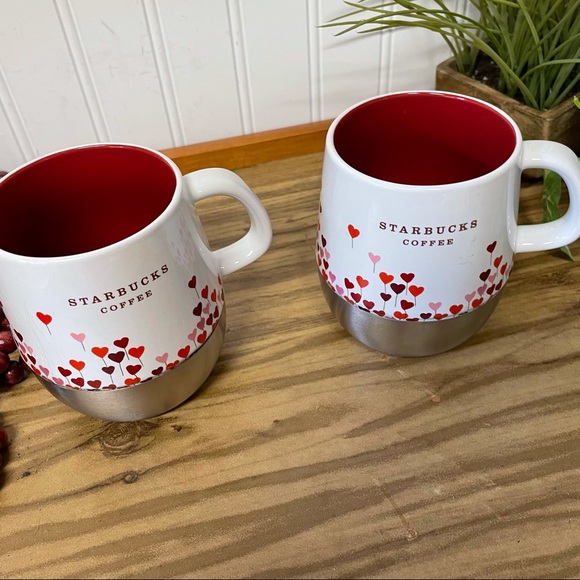 2007 Starbucks Coffee Cup Mug Set of 2 Hearts
